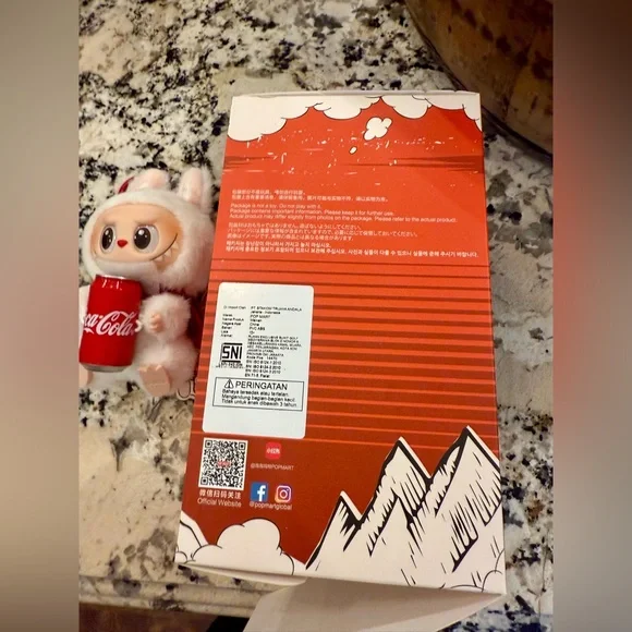 THE MONSTERS COCA-COLA SERIES-Vinyl Face—-Confirmed HAPPY FACTOR - Picture 7 of 7